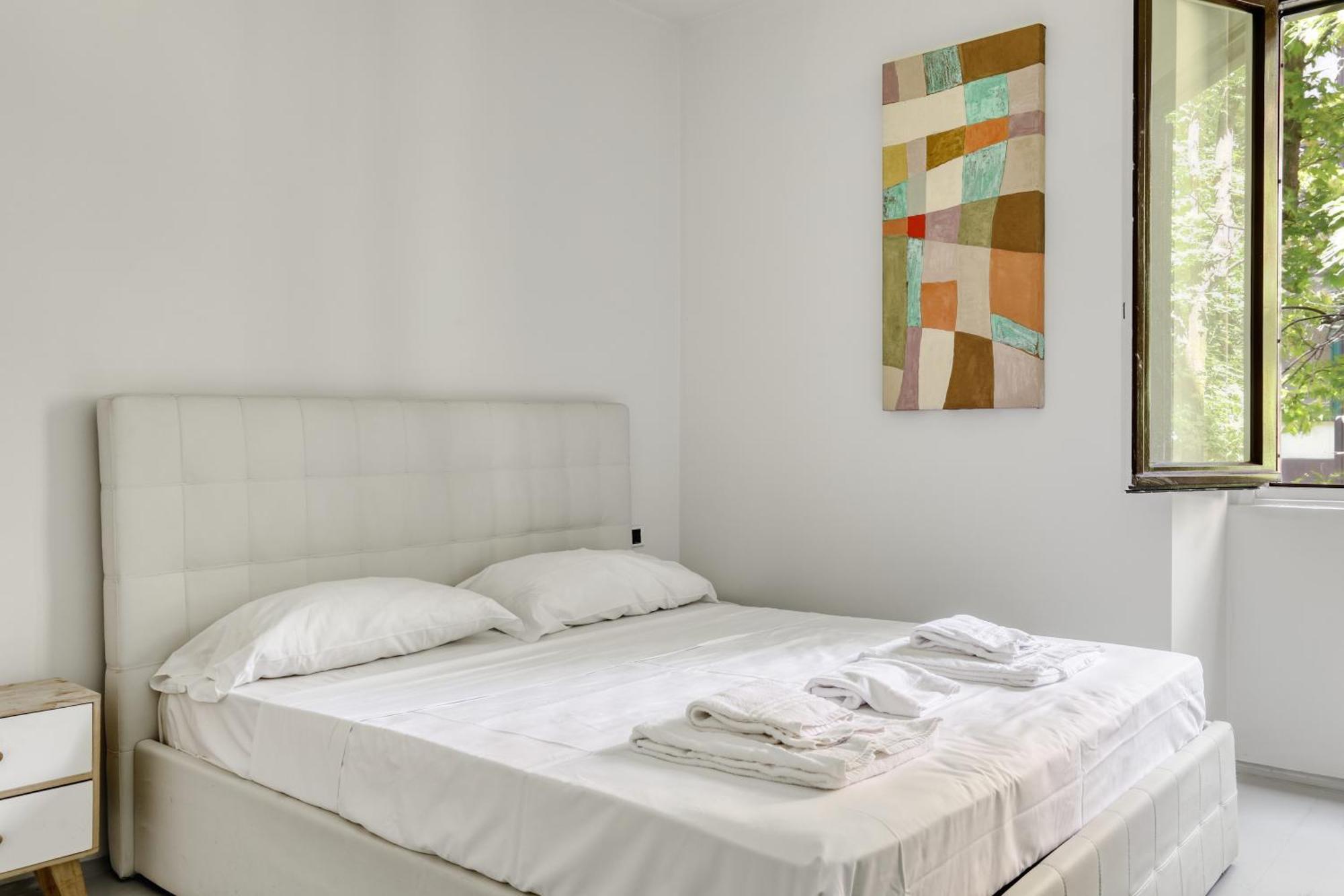 Brera - Bright And Cosy 2 Bedrooms Apt- Via Solferino